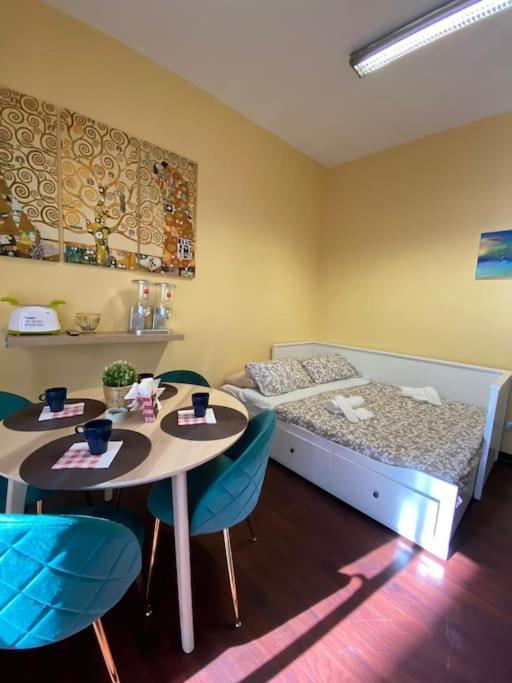 Dr House Luxury Apartment โรม ภายนอก รูปภาพ